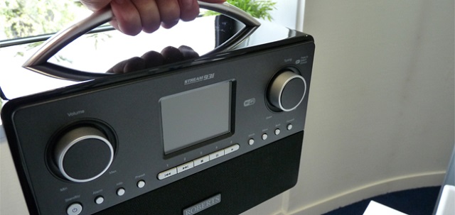 roberts-radio-93i-handle