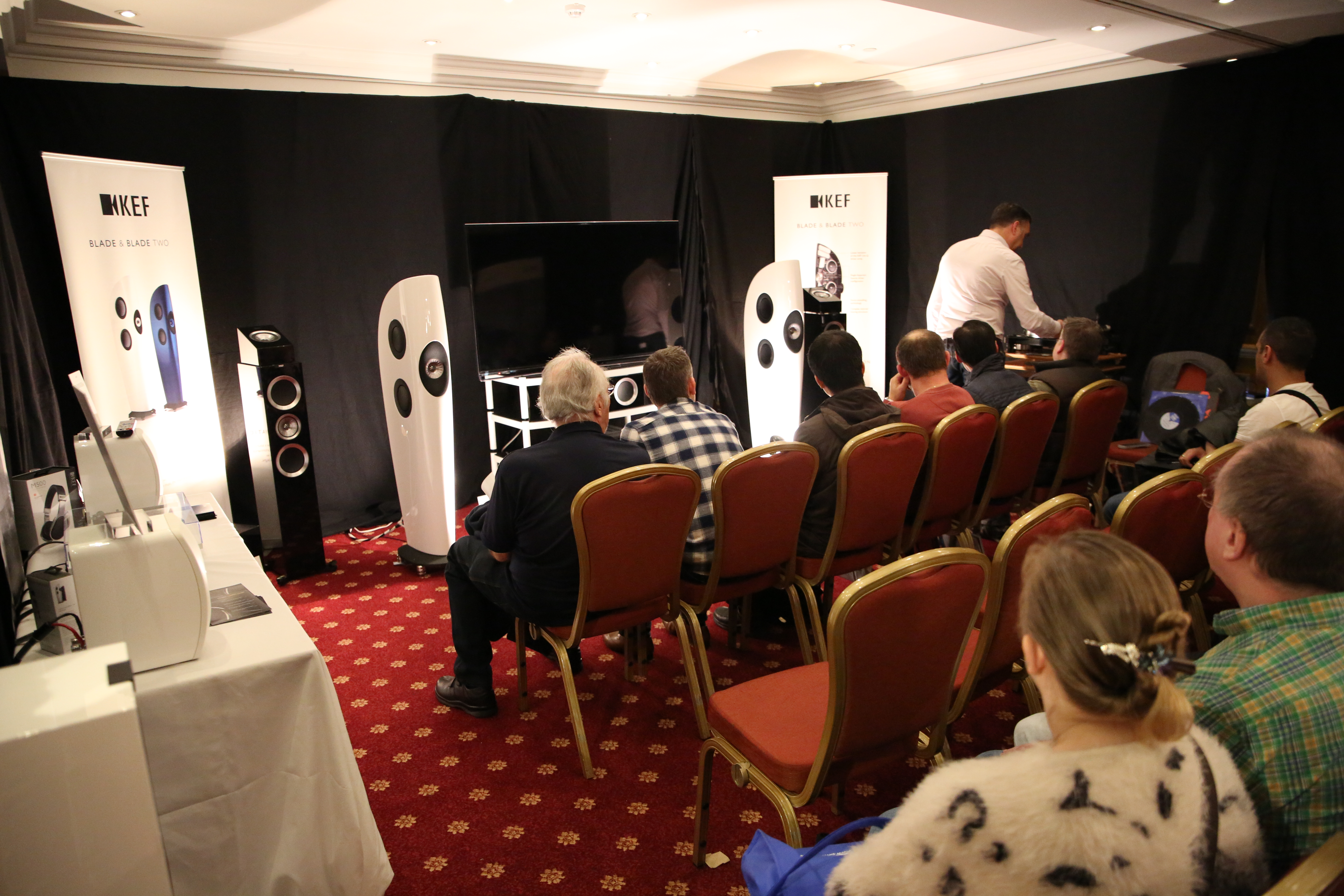 KEF room 1