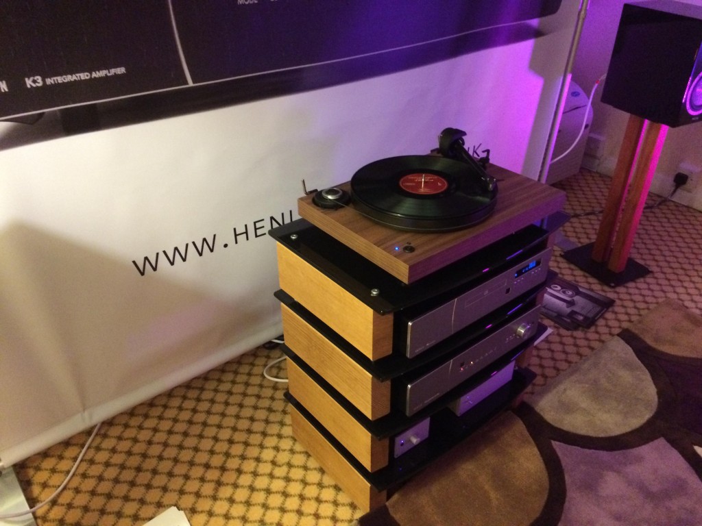 Pro-ject_2_Experience_SB_absolutely amazing paired with Roksan K3