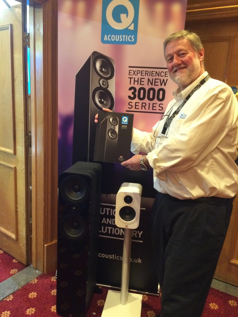 Q_Acoustics_3000_Dude