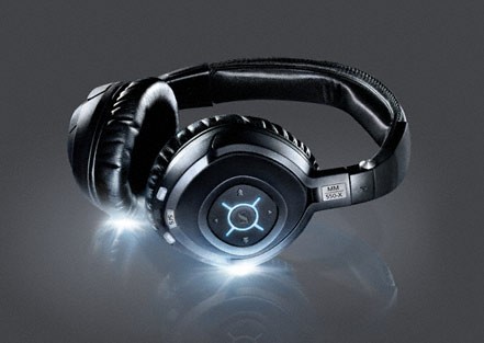 sennheiser-mm550x-promo