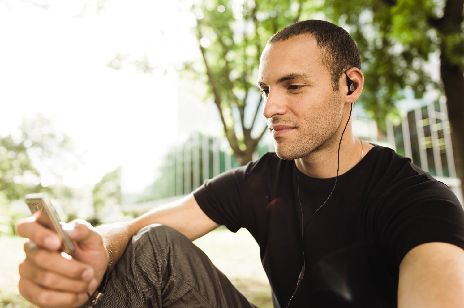 Sennheiser IE80: The Best Ever Sounding Earphones Under £500?