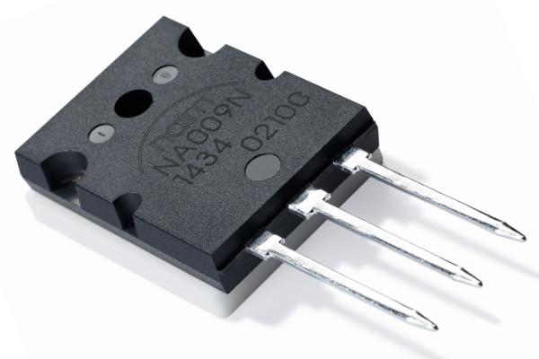 NA009 transistor