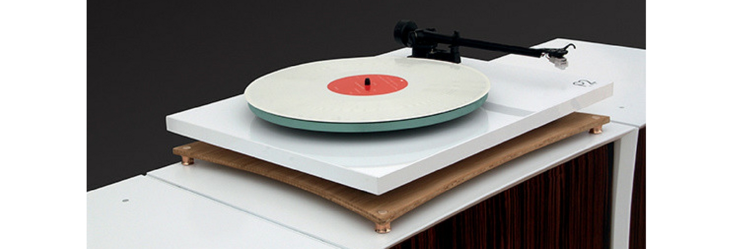Quadraspire SOUNDSTAGE for a convenient turntable upgrade.