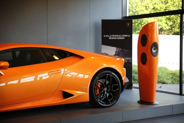 Kef Blade Huracan