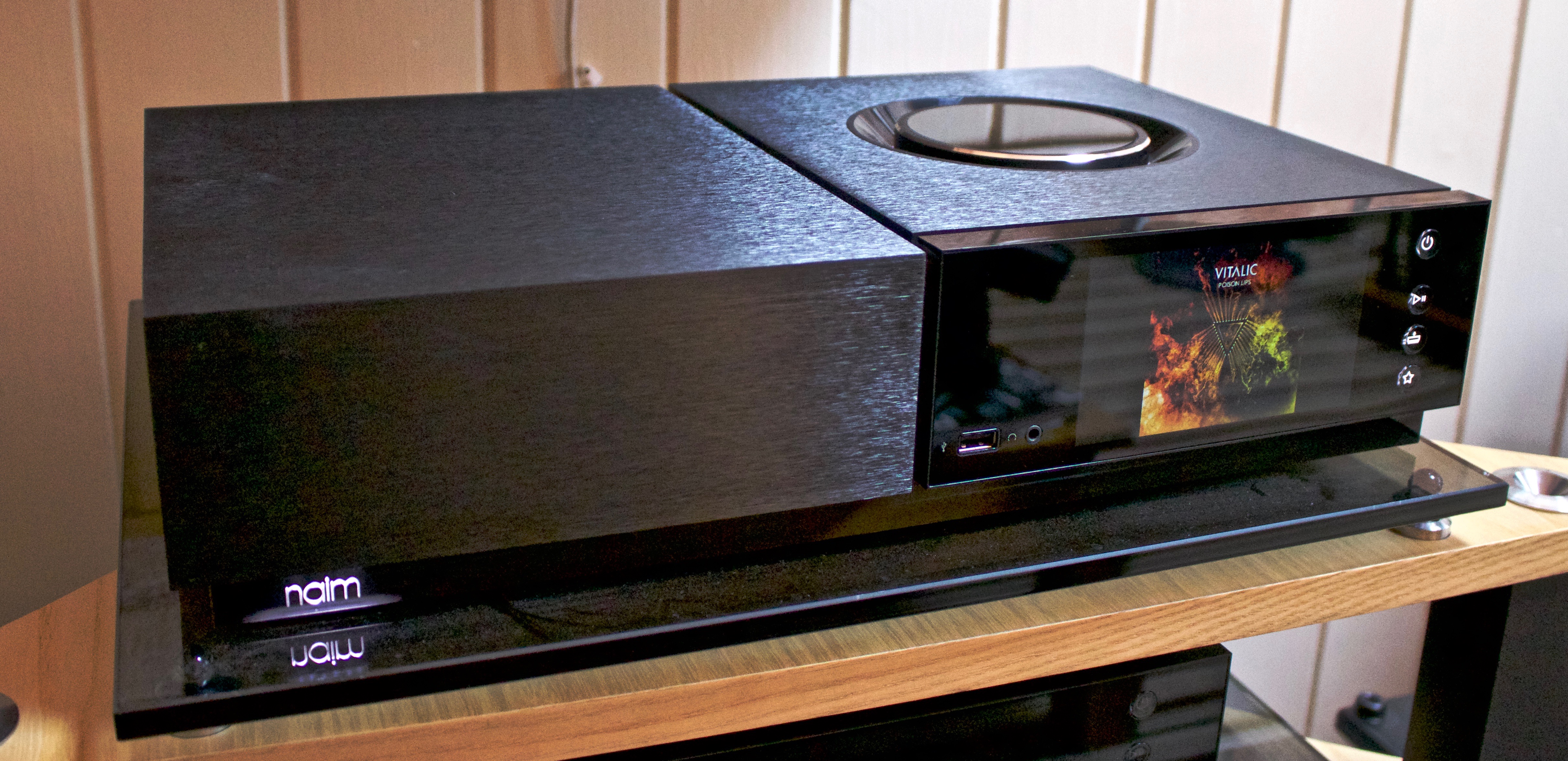 How Does the Naim Uniti Range Compare? A Review of Atom, Star and Nova
